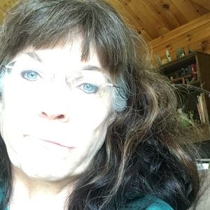 Meet your Posher, Kay